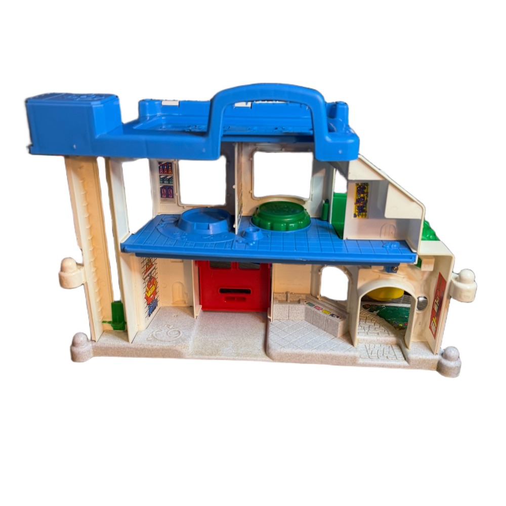 Fisher Price Little People Main Street Town Playset Restaurant Car Wash Figures - Picture 8 of 11